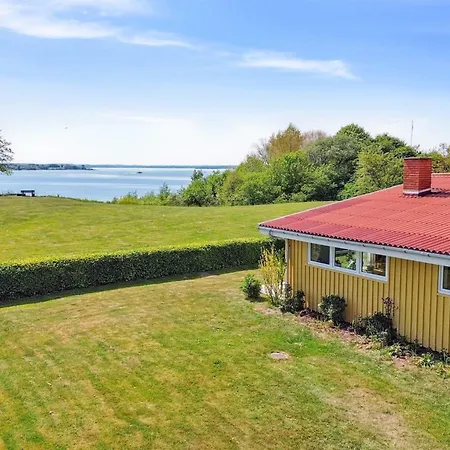 Erin - 200m From The Sea By Interhome Egernsund