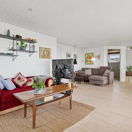 Erin - 200m From The Sea By Interhome Egernsund